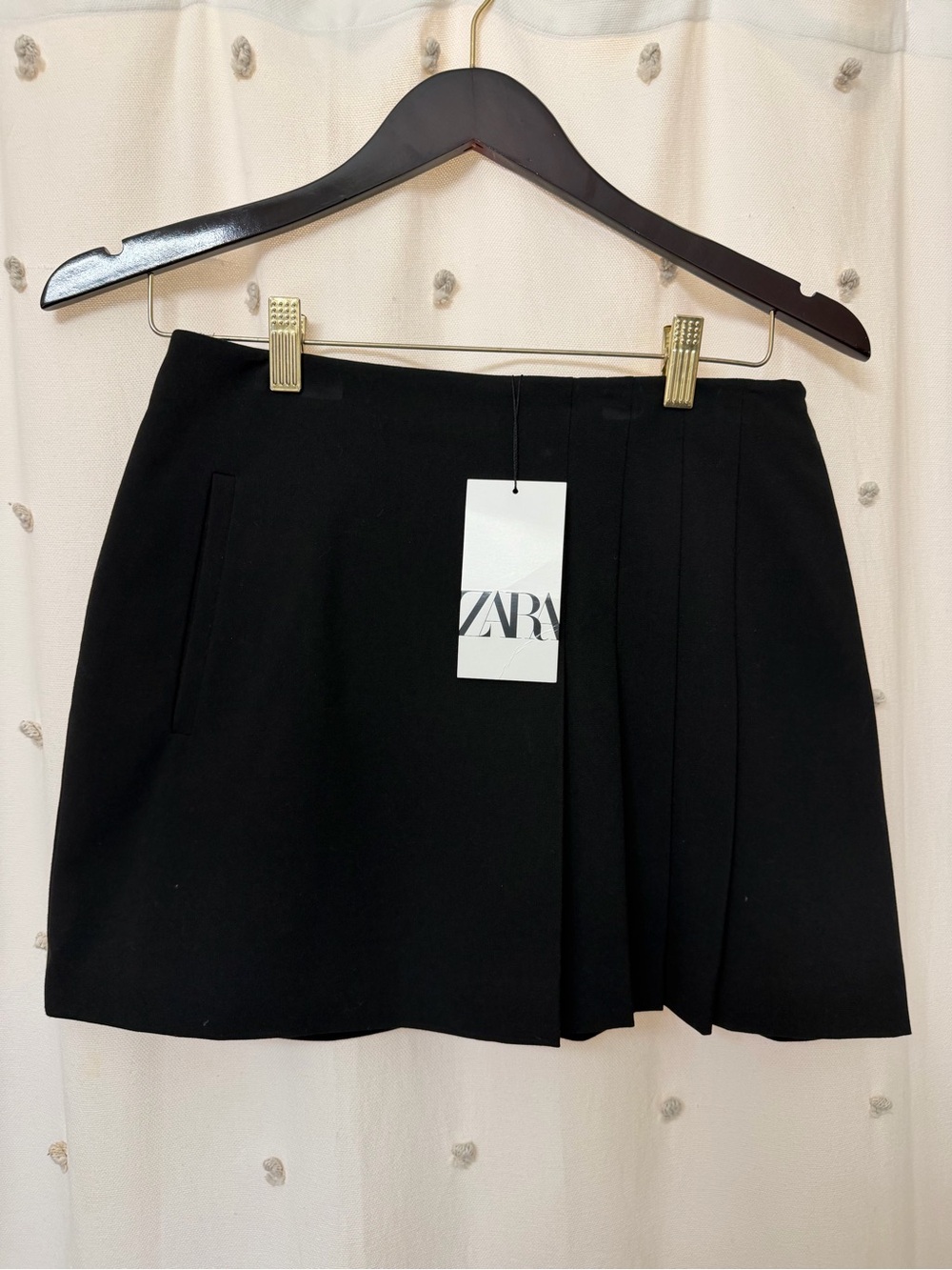 Zara Black Pleated Front Mini Skort